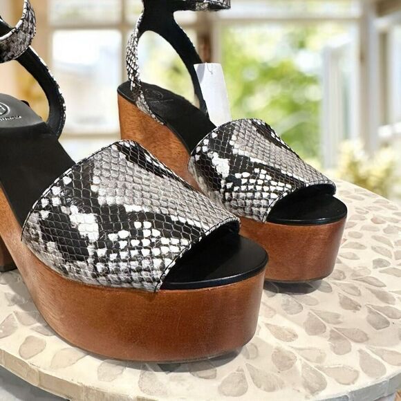TORY BURCH $425 Camilla Wedge Sandals Women’s 6.5 Snake Print Platform Wood Heel - Picture 9 of 16